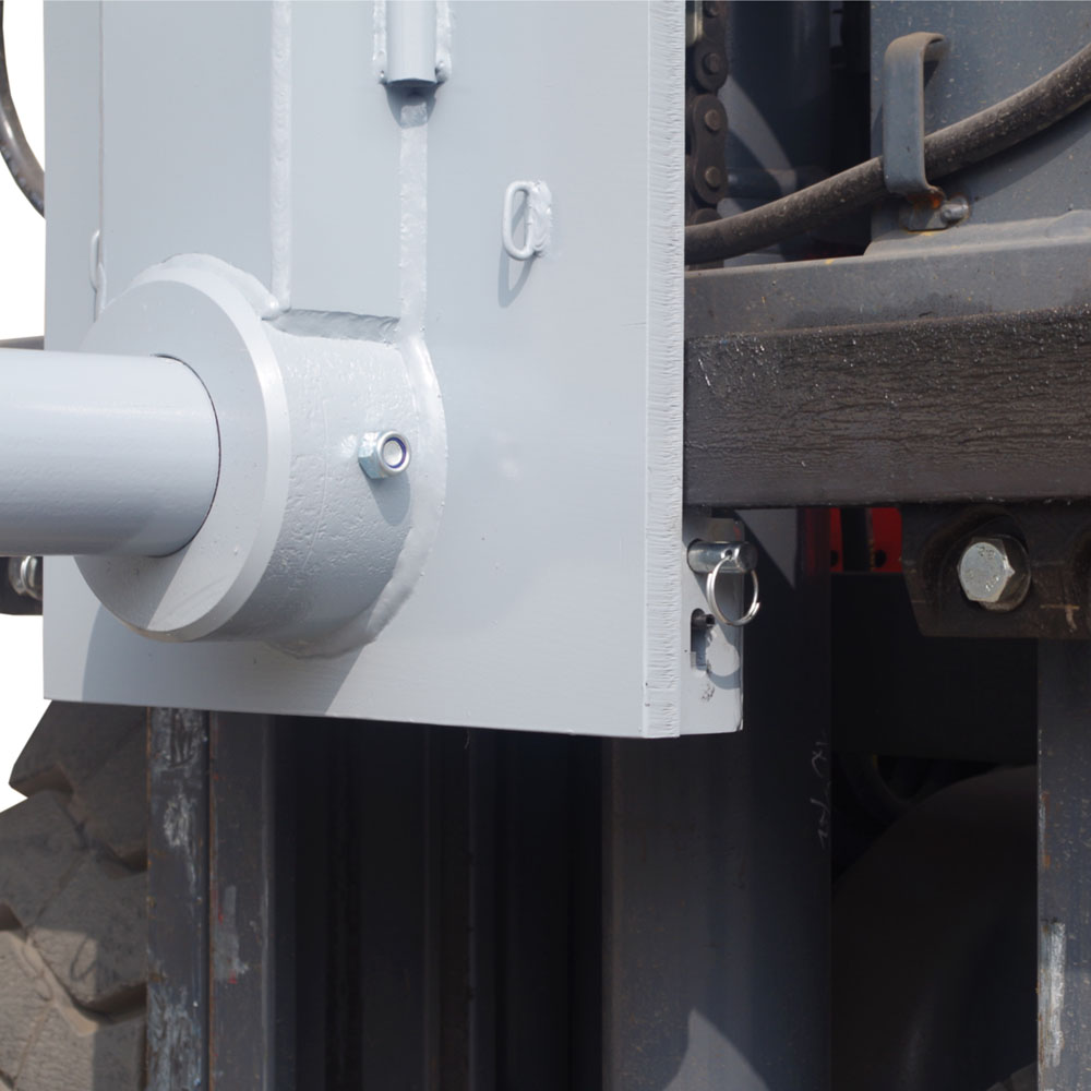CF-CRP Carriage Mounted Roll Prong